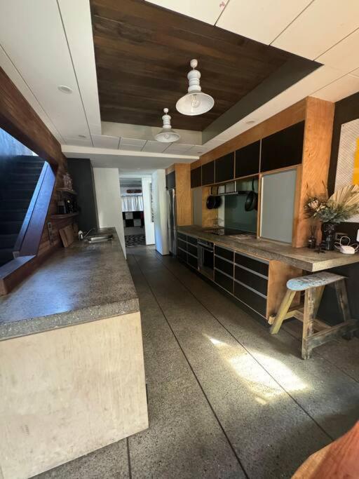 Electric Waihi Beach House - Family & Dog Friendly, Close To Beach, Pool Table, Outdoor Fire Room, Skate Ramp Bowentown Exterior photo